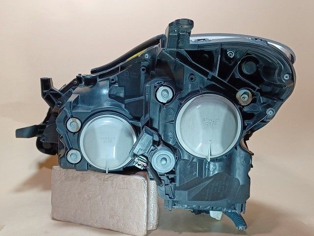 GRS201 右ヘッドランプ