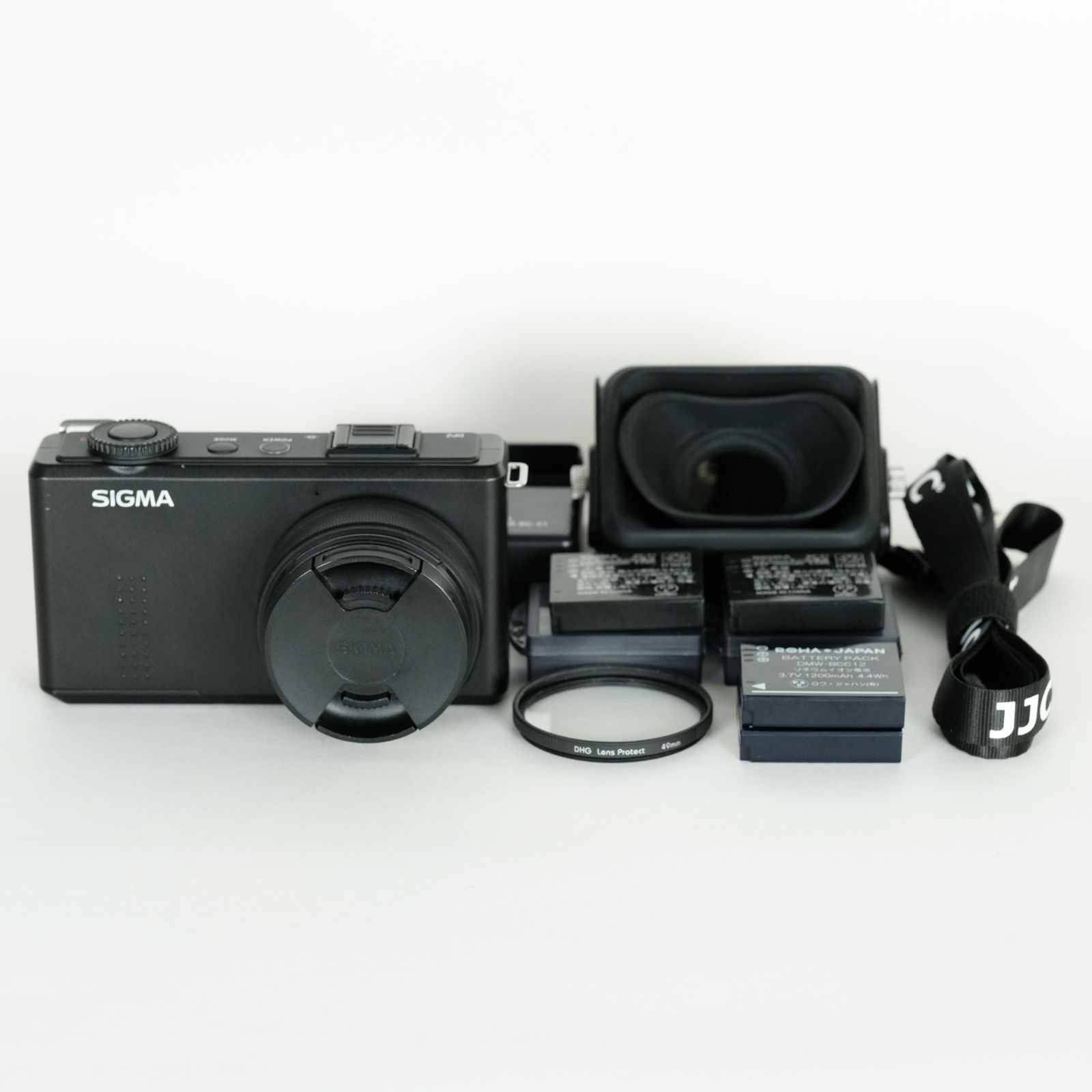 SIGMA DP2 MERRILLおまけで➕1セットバッテリーとチャージャー付き 良品｜バッテリー4つ付｜おまけ付] SIGMA DP2 Merrill