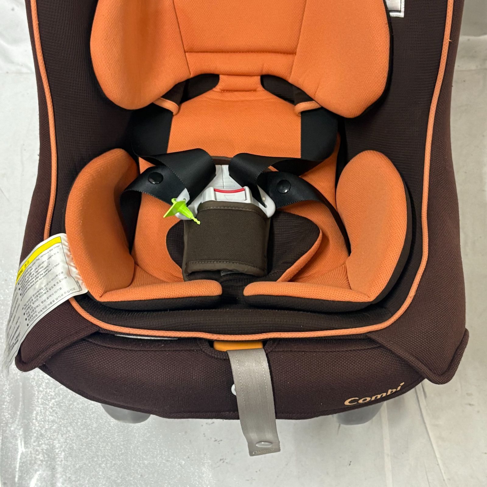 美品Combi 車用チャイルドシート オレンジ・ブラウン combi - コンビ チャイルドシート ミニマグランデS UB CV-01Xの通販 by