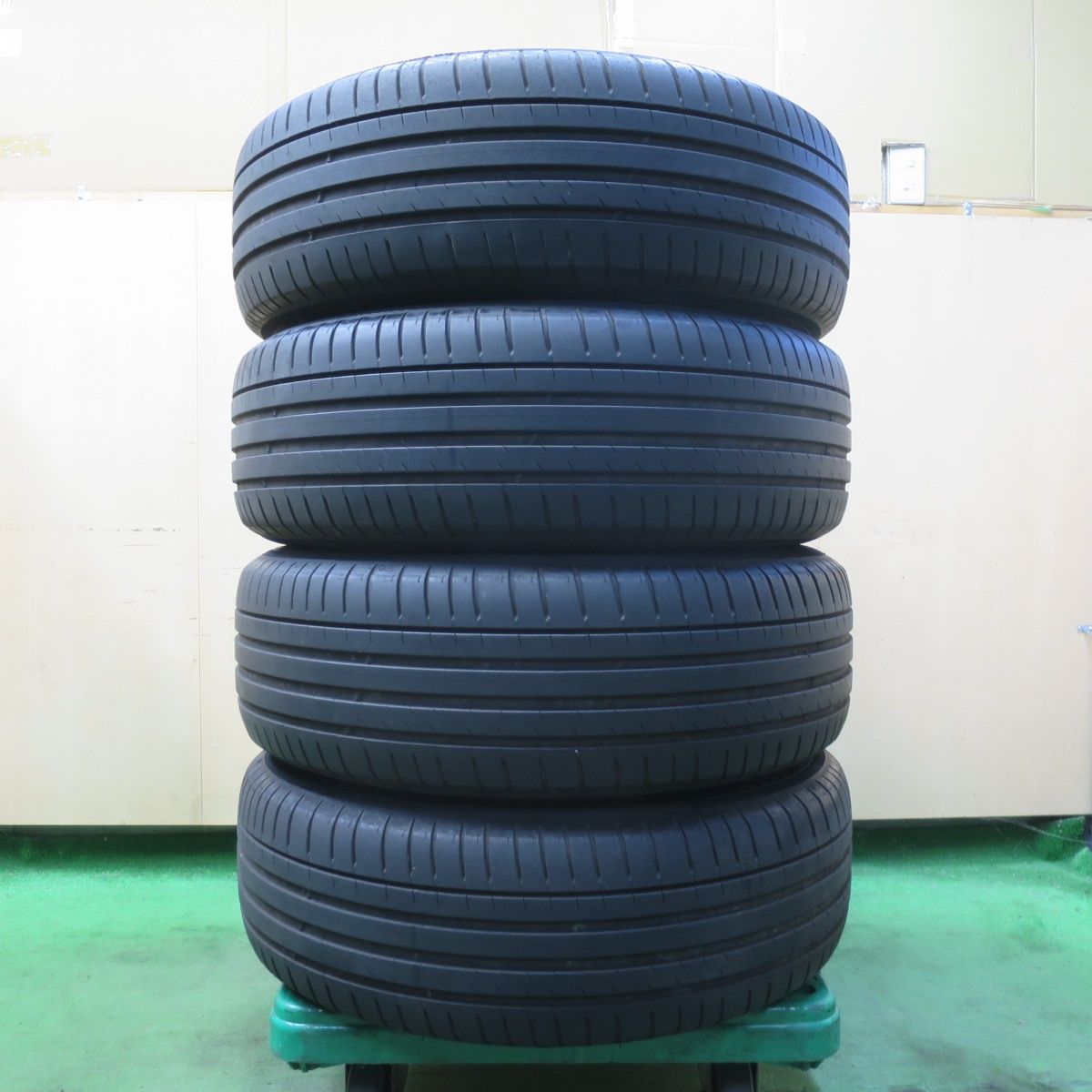 B/S 225/60R18スタッドレスタイヤ LEXUS純正空気圧センサー付き B/S 225/60R18スタッドレスタイヤ LEXUS純正空気圧センサー付き 空気圧