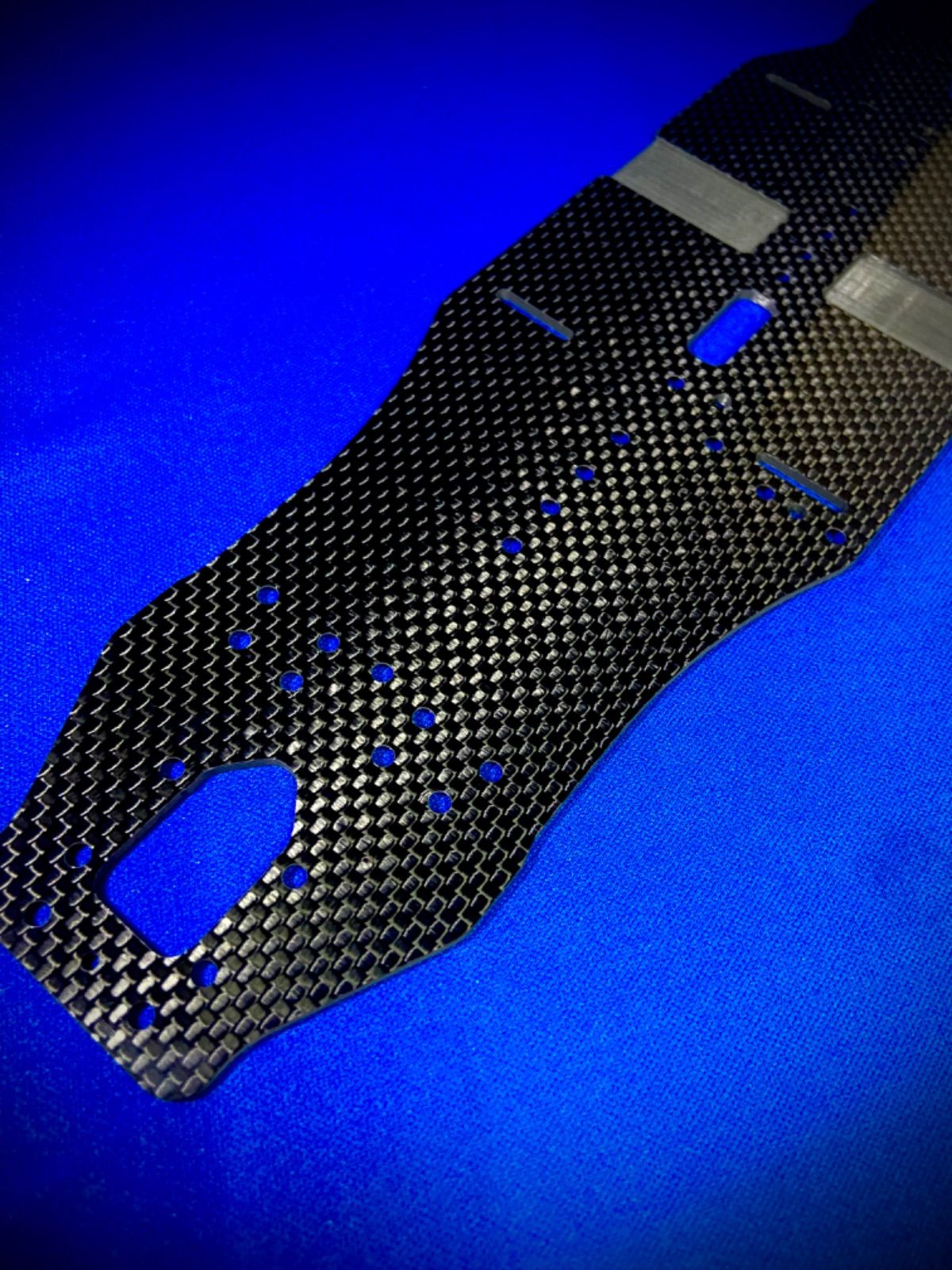 XRAY T4F 用2021 メインシャーシ 蕨山Carbon