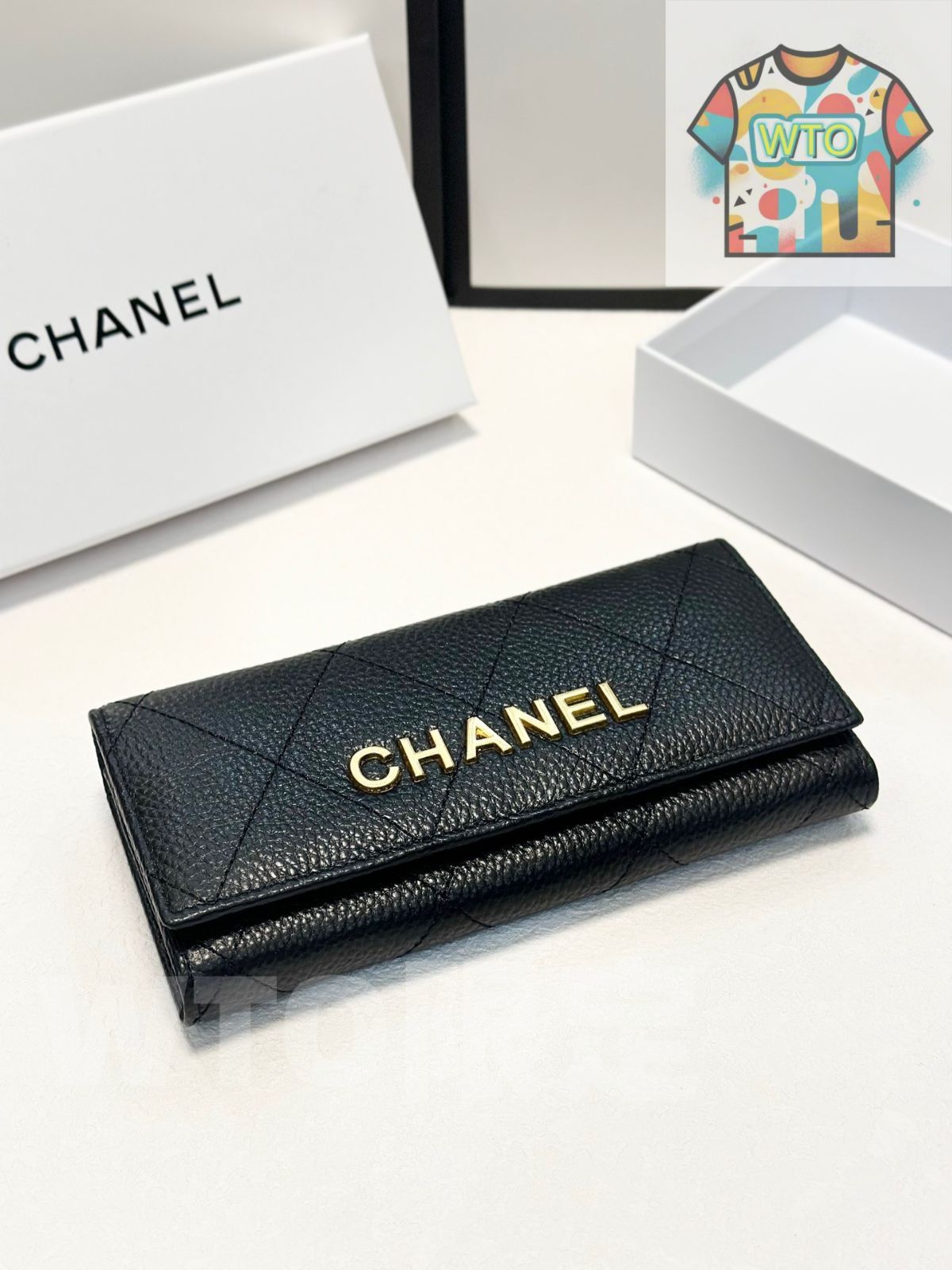 【美品】GUCCI レザー×キャンバス 二つ折り財布 GG総柄 型押し ロゴ 美品】GUCCI レザー×キャンバス 二つ折り財布 GG総柄 型押し