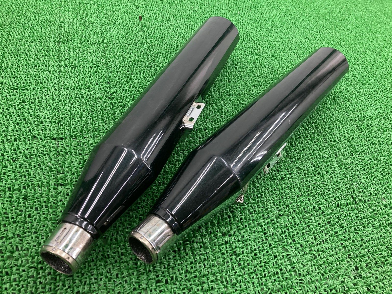 FLFBS1870 サイレンサーマフラー 64900460 ハーレー 純正 バイク 部品