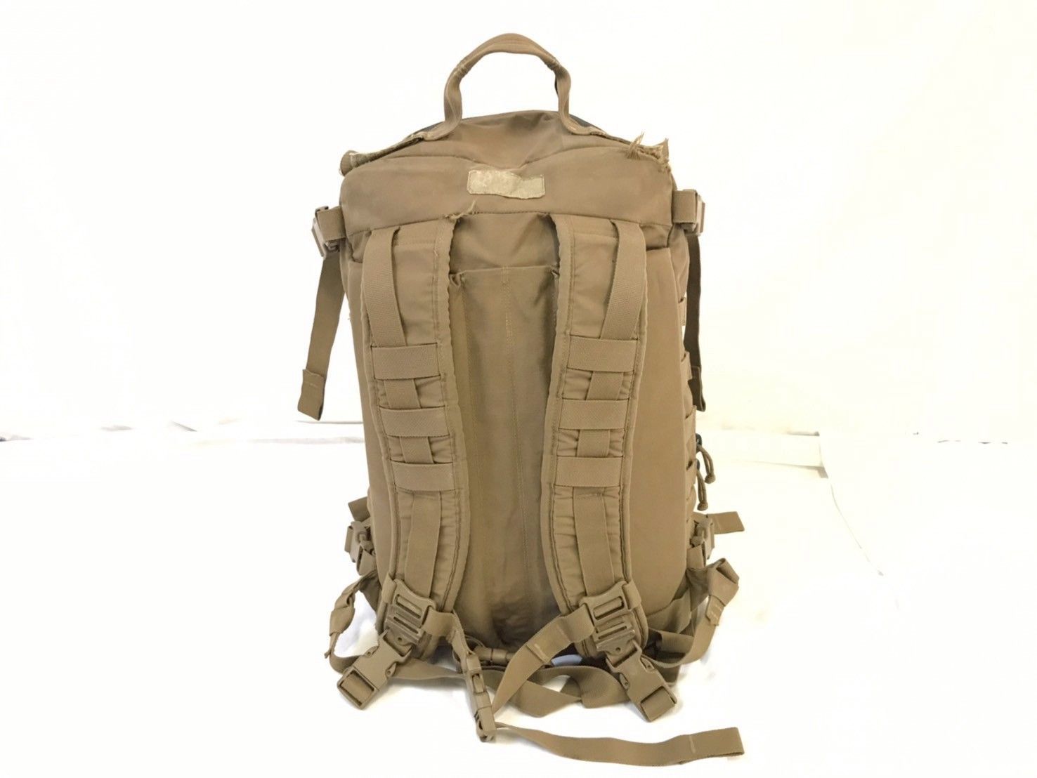 米軍放出品・サバゲー用品実物・USMCコヨーテ（ゆうパック100サイズ・詰込み） 難あり/米軍放出品】☆USMC アサルトパック バックパック