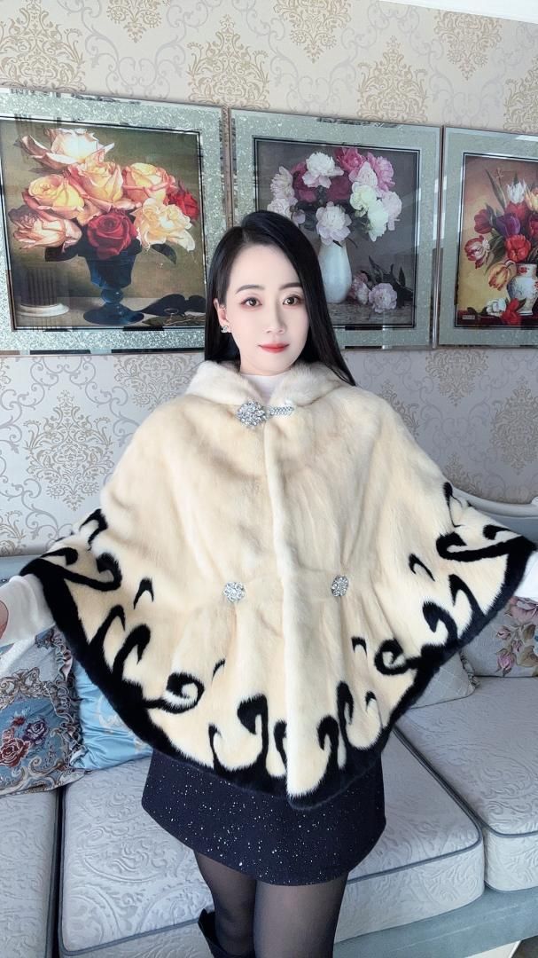 帽子付 優しい雰囲気の大判ミンクファーケープポンチョ毛皮ファー