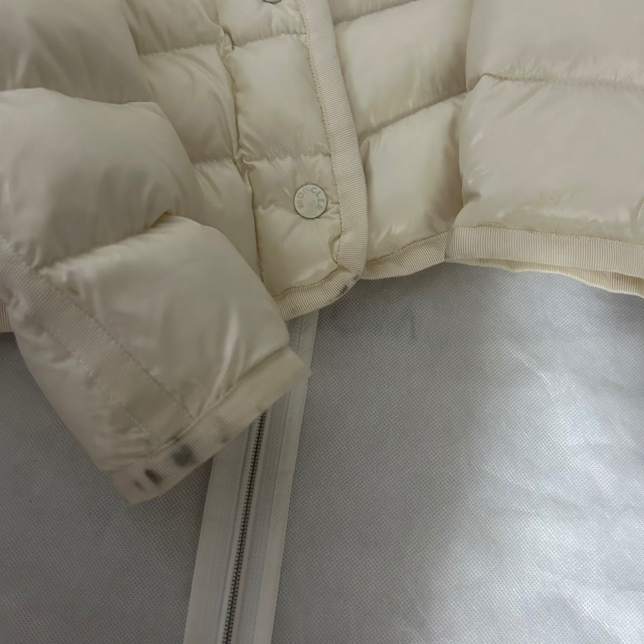 モンクレール MONCLER☆アルモワーズ☆ホワイト☆ダウン ダウン 