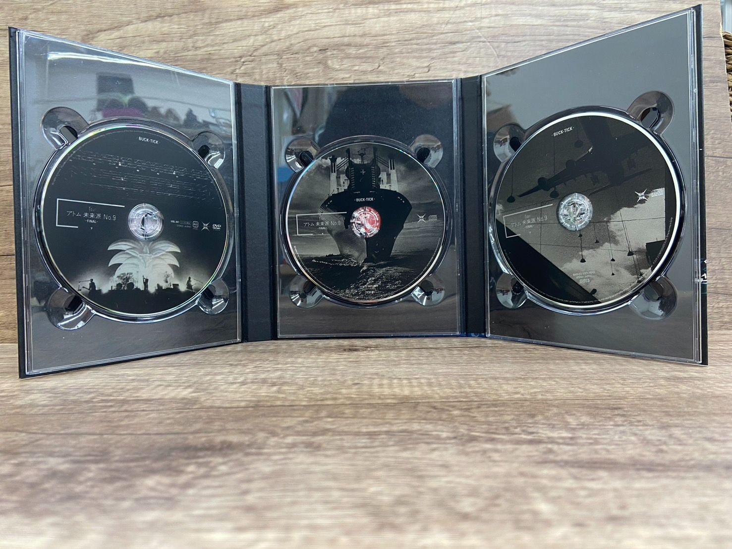 BUCK-TICK バクチク TOUR アトム 未来派 No.9 -FINAL- DVD-BOX 初回 