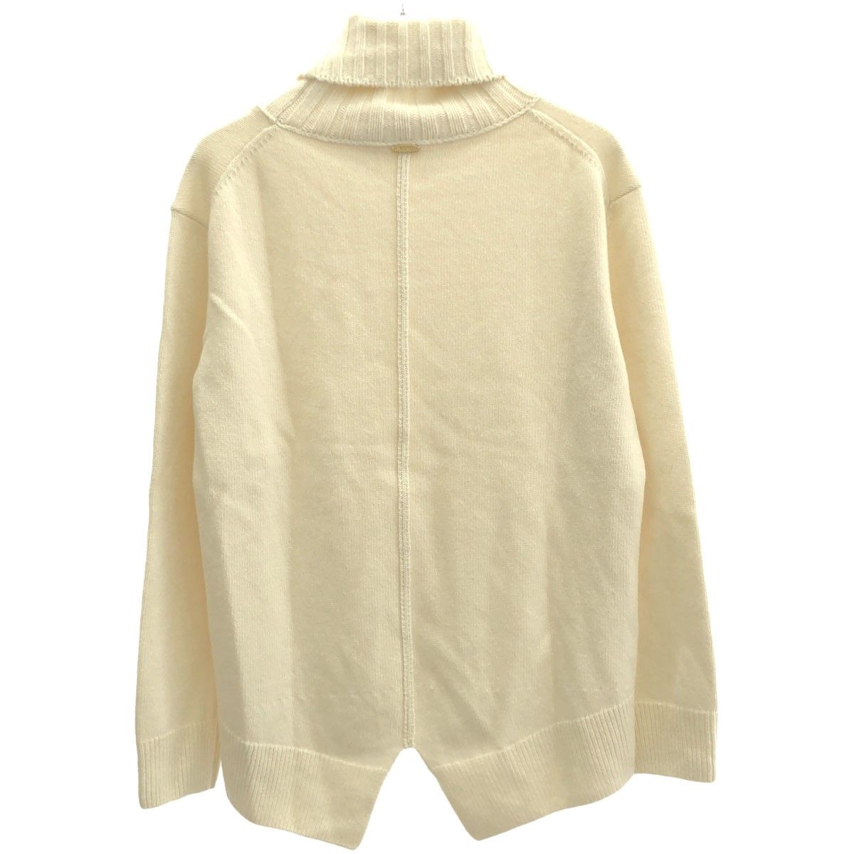 Deuxieme Classe（ドゥーズィエムクラス）の「JADE タートルネック