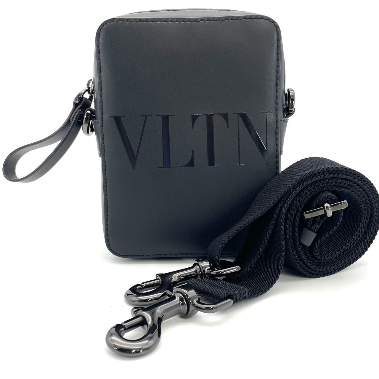 ヴァレンティノガラヴァーニ VALENTINO ショルダーバッグ ブラック レザー VLTN ロゴ 7-5-378