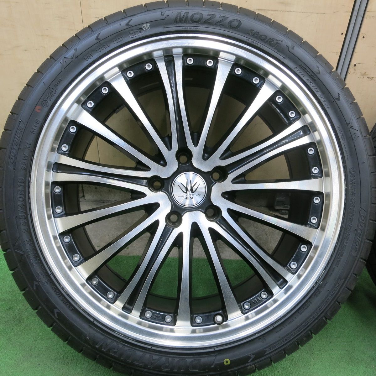 タイヤ未使用！24年☆LOXARNY EX BADX 245/40R19 デュラターン MOZZA 