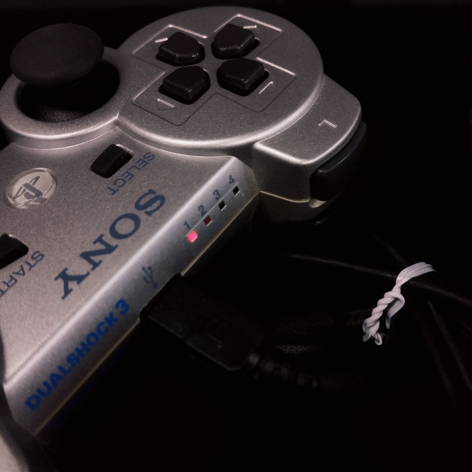 未来志向な D12030 PlayStation3 80GB サテンシルバー CECHL00SS