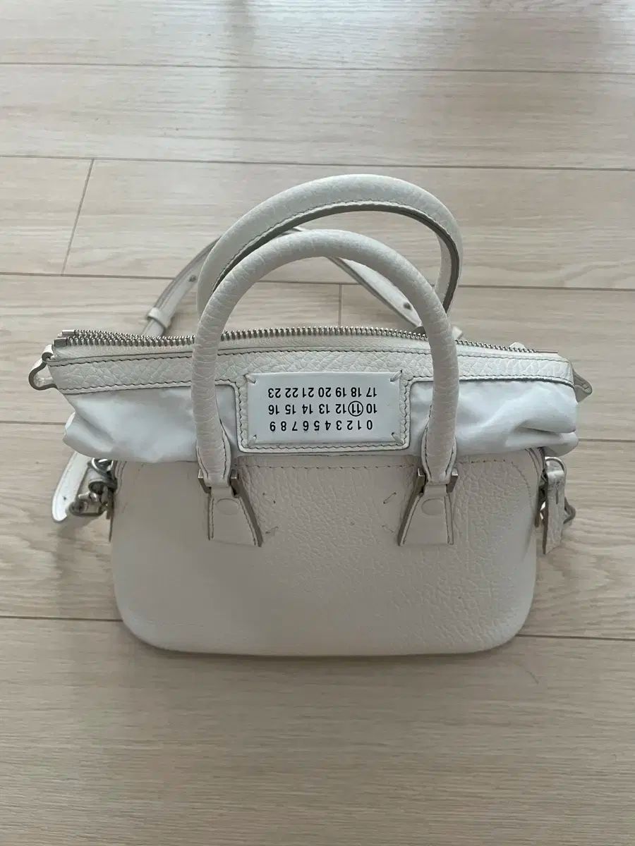 Maison Margiela(メゾン マルジェラ) スモール ショルダーバッグ