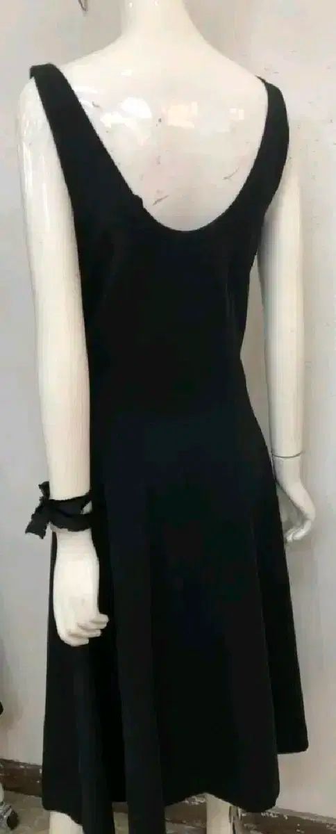 輸入スリムフィットドレス