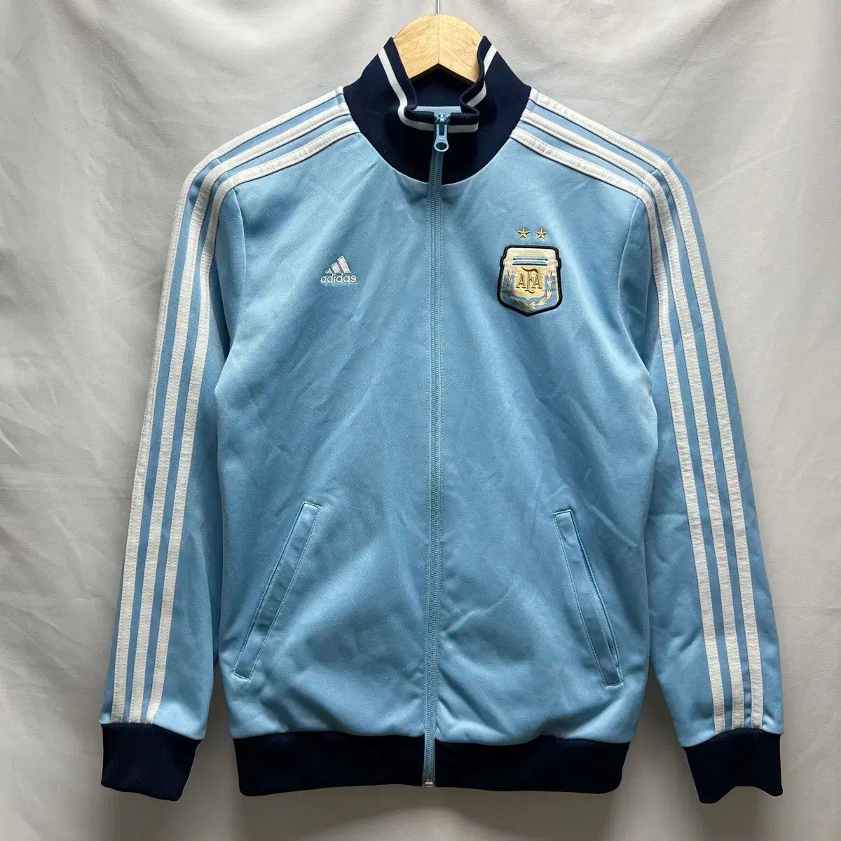 本物|レディース S adidas アディダス アルゼンチン人 メッシュ 3本線 ライトブルー トラックジャージ