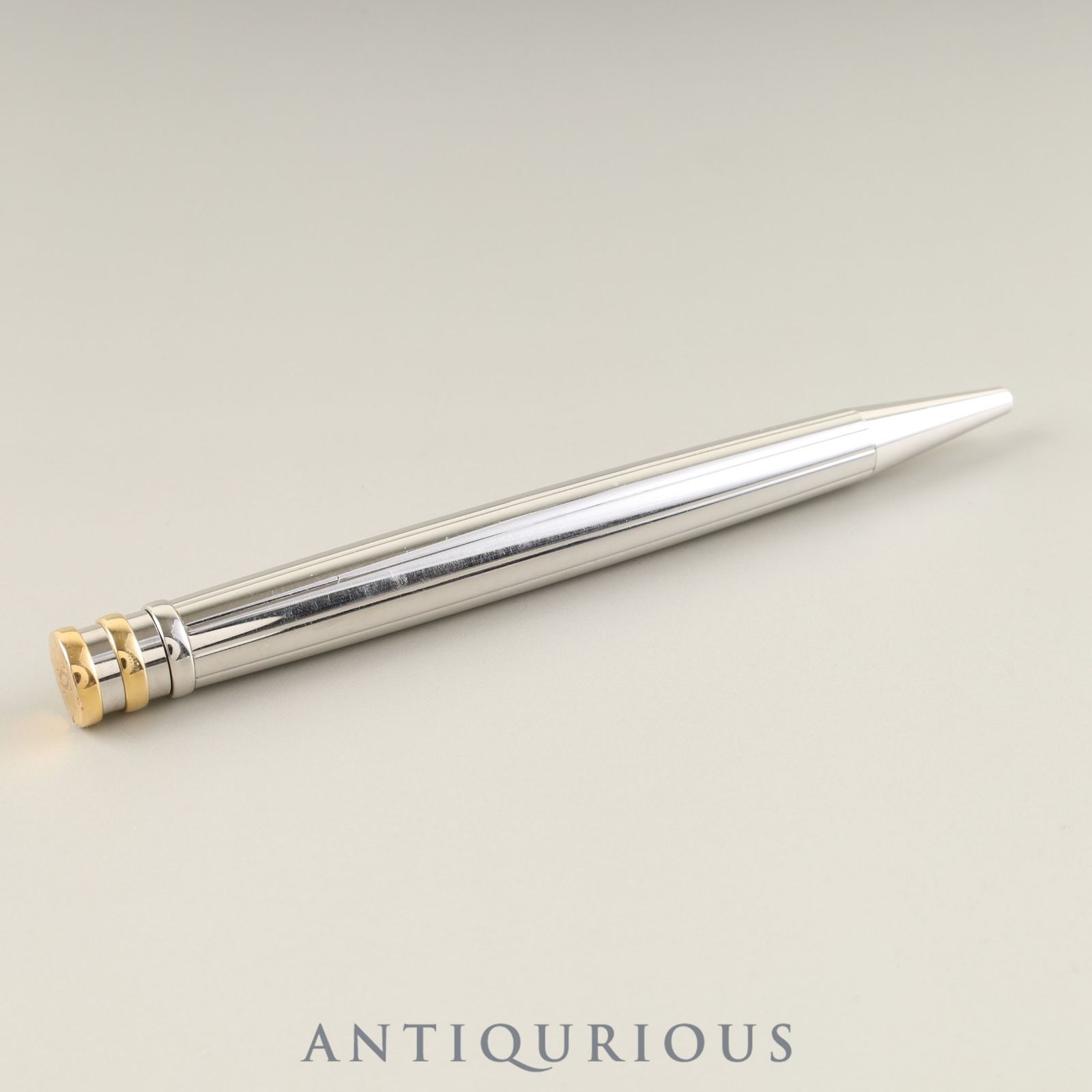 トリニティ ボールペン