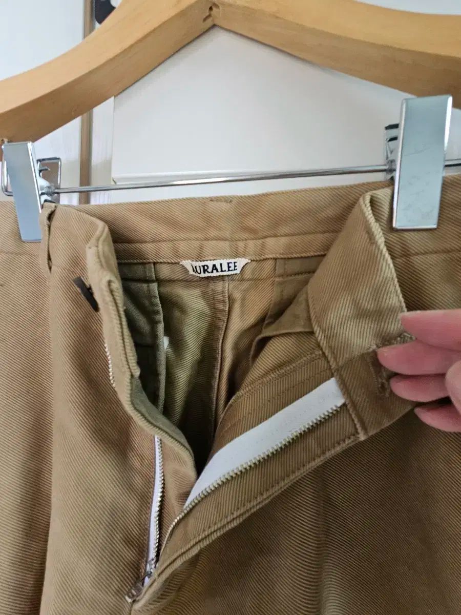 4 AURALEE オーラリー モールスキン フィンランド人 ワイド パンツ