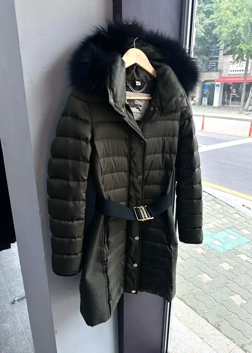 BURBERRYダウン UK6 / BURBERRY(バーバリー ) アビデール ダウン ベルト付き