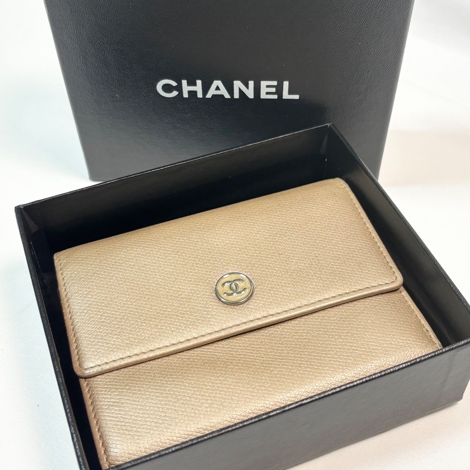 送料無料】CHANEL/シャネル/三つ折り財布/サイフ/ウォレット/ゴールド 