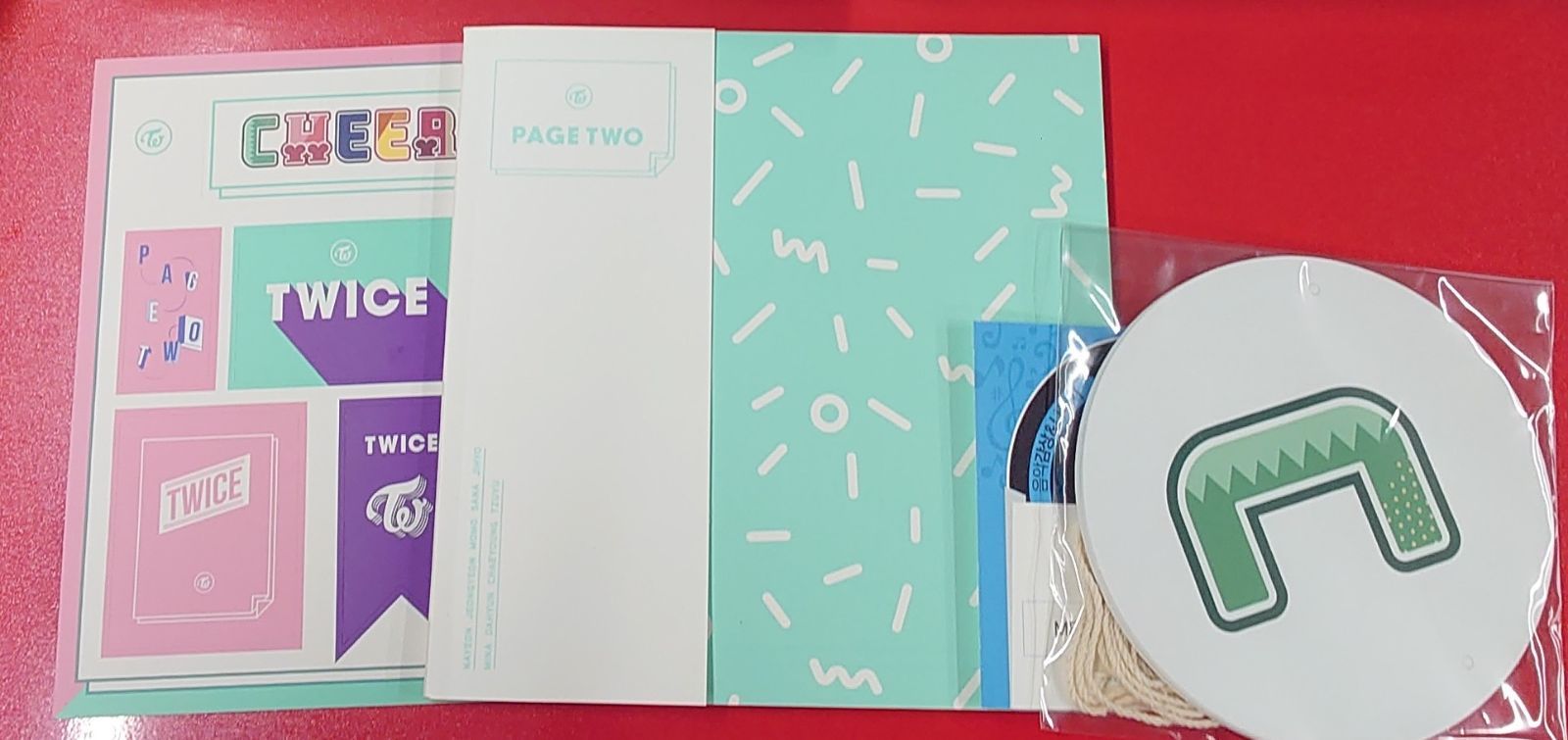 TWICE PAGE TWO サイン入りアルバム 非売品（ピンク） □Twice / Page Two(Pink ver.)(First Limited Edition)[輸入盤