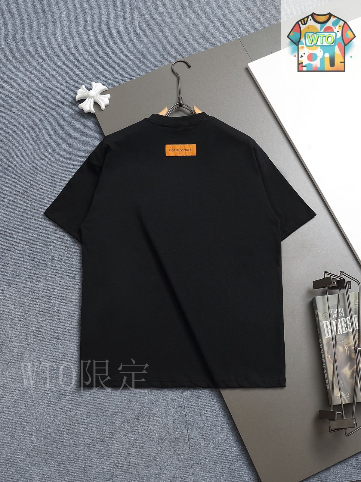 今日 LV 260g Globe Embroidery 丸首 T シャツ-1