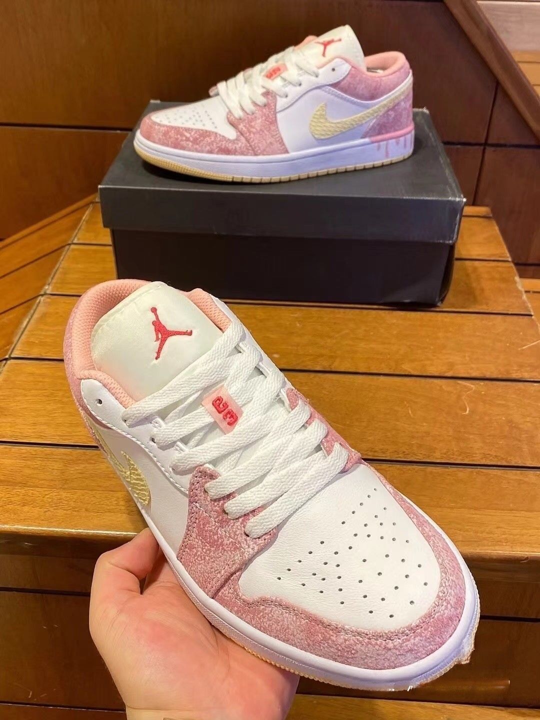 大特価?新品箱付 未使用 Air Jordan 1 Low 