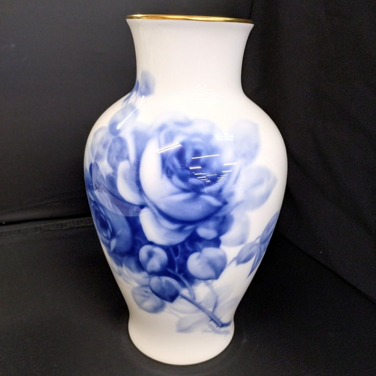 大倉陶園　ブルーローズ28㎝　花器 ブルーローズ（8011） 28cm花器