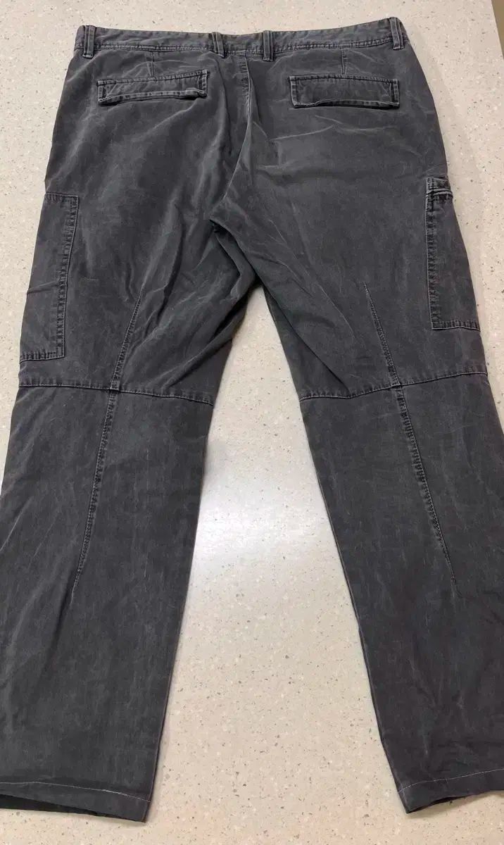 級 C.P. COMPANY シーピーカンパニー グレー カーゴ ズボン サイズ50
