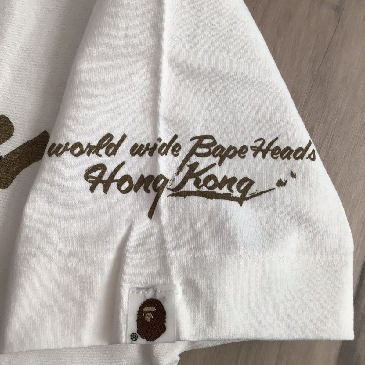 ☆新品☆ 香港オープン記念 ミレニアム Tシャツ Sサイズ a bathing ape