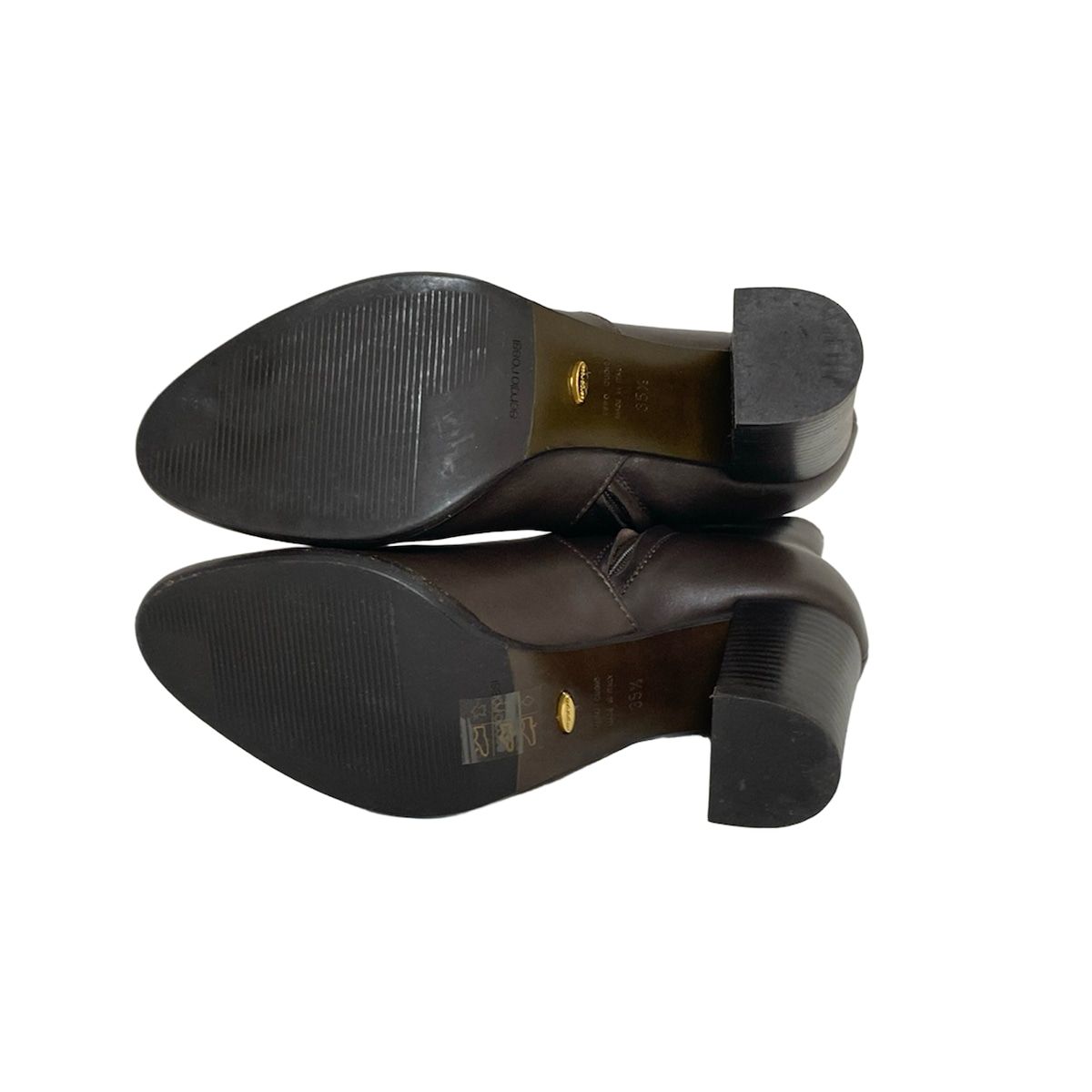 - ダークブラウン