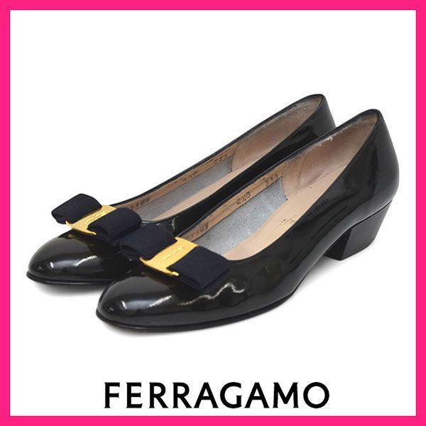 極美品 サルヴァトーレフェラガモ パンプス 24.5 エナメル ヴァラリボン サルヴァトーレフェラガモ ヴァラリボン エナメル パンプス 4.5B(約