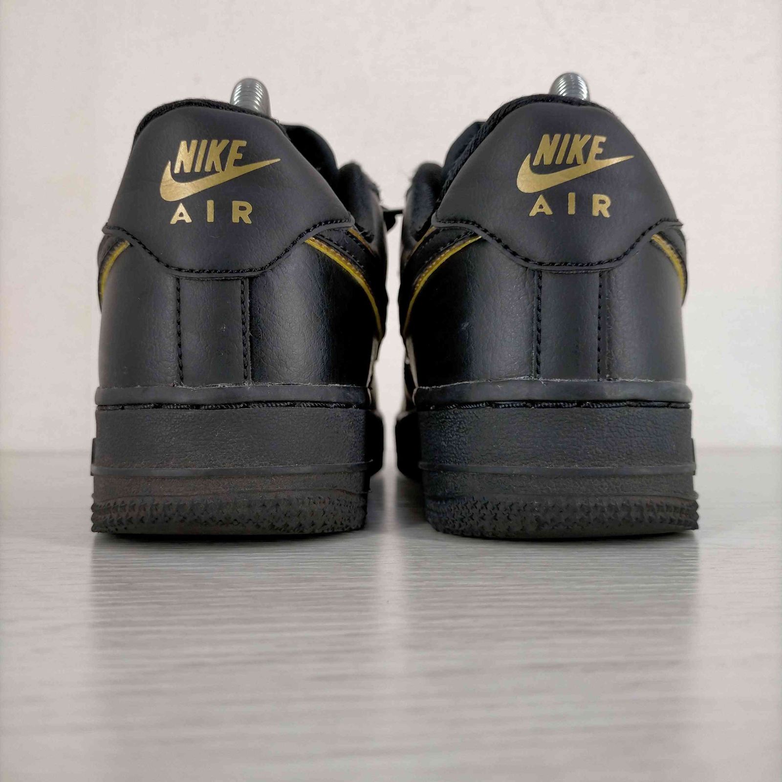 Air force 1 black gold cheap swoosh