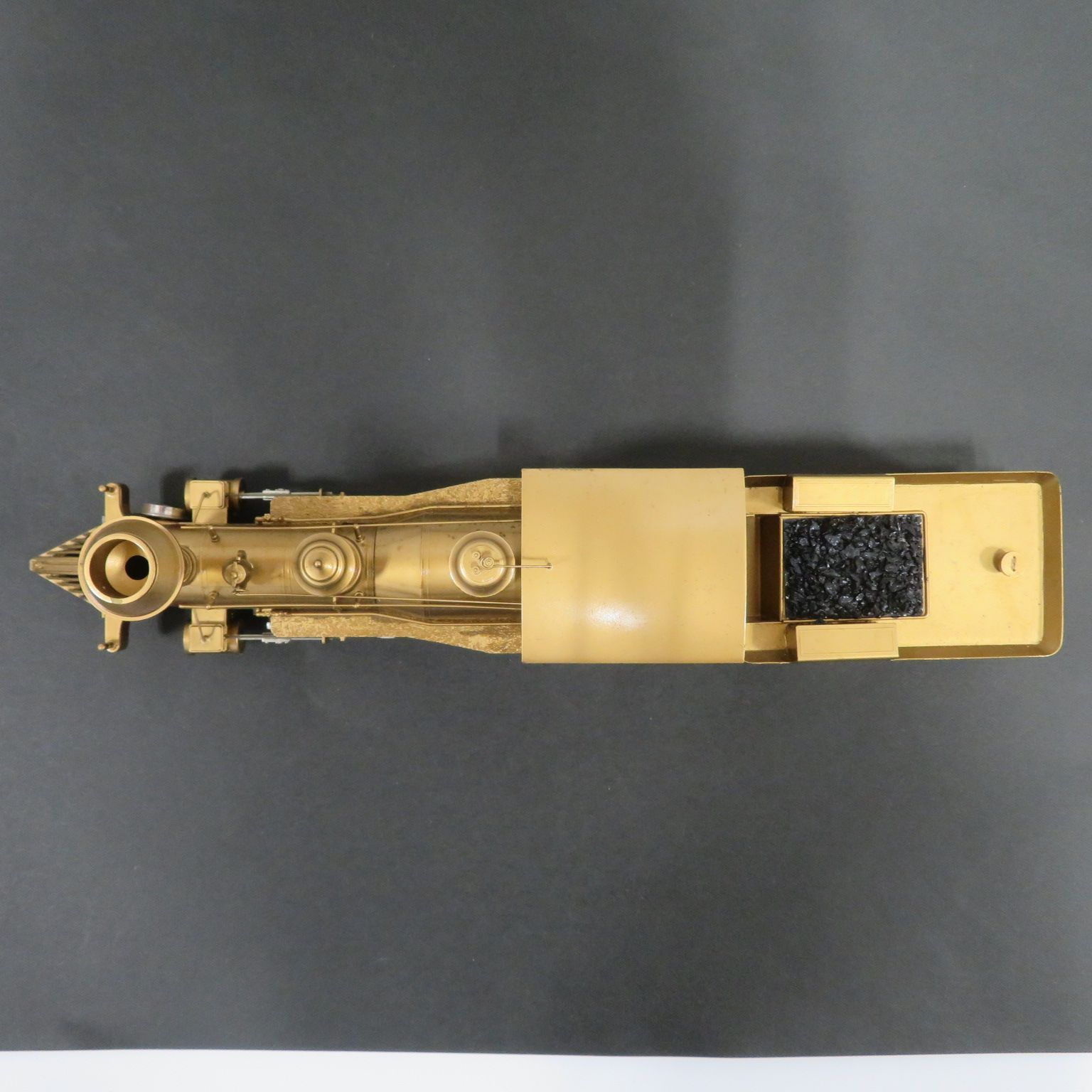 3224☆□弁慶□辨慶(BENKEI)□金色□蒸気機関車□送料込み
