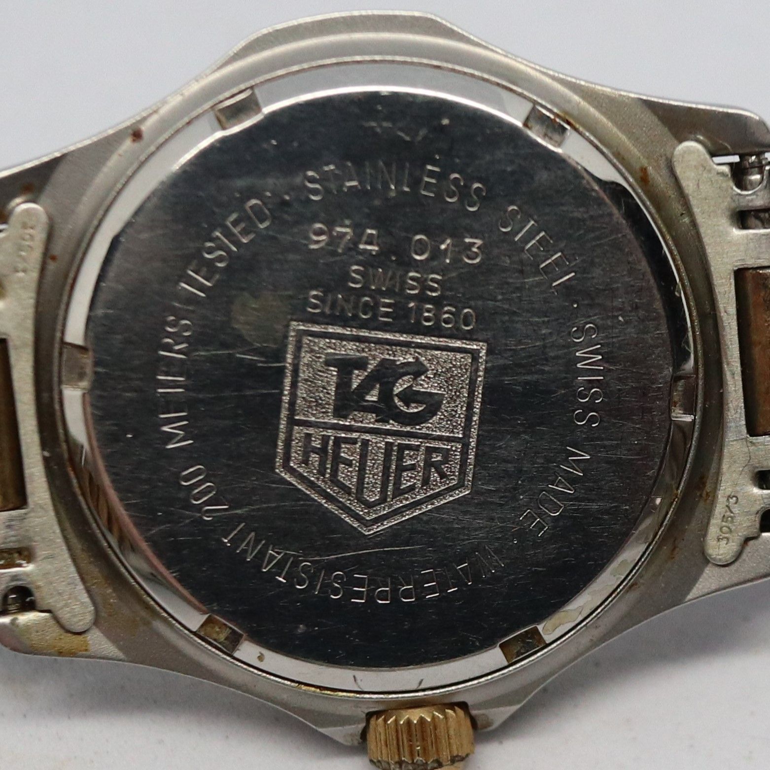 稼働品】TAG HEUER タグホイヤー Professional クオーツ デイト