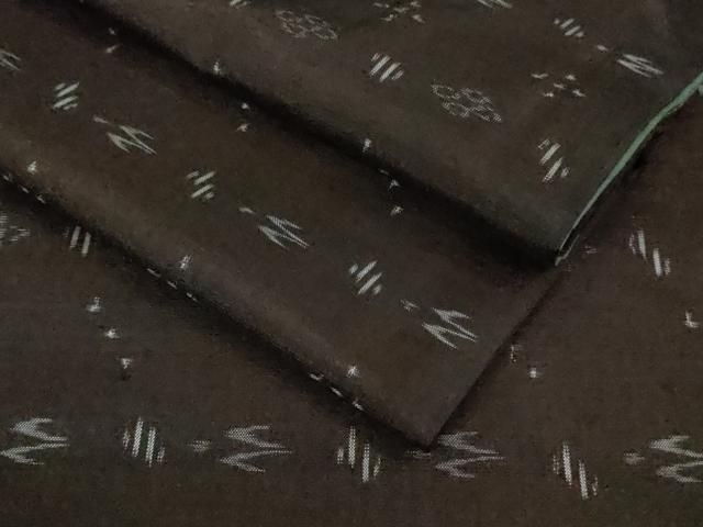 平和屋着物 上 本場琉球紬 黒紅色地 DZAA9991kh5