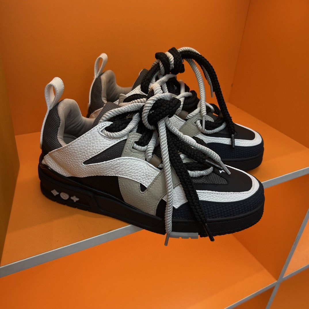 ♡極美品♡ ルイヴィトン　レースアップブーツ　スクエアトゥ　ブラック　1558 Louis Vuitton skate 厚底レースアップスニーカー｜本日限定特価
