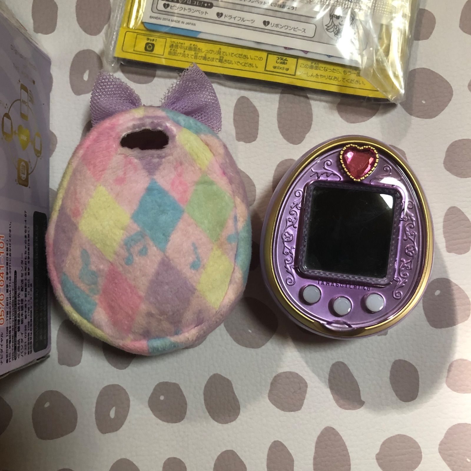 BANDAI - ▽▽バンダイ たまごっち 4U 10904 ピンク フルーツチェックスタイル BANDAI バンダイ たまごっち 4U ピンク 10904 フルーツチェック
