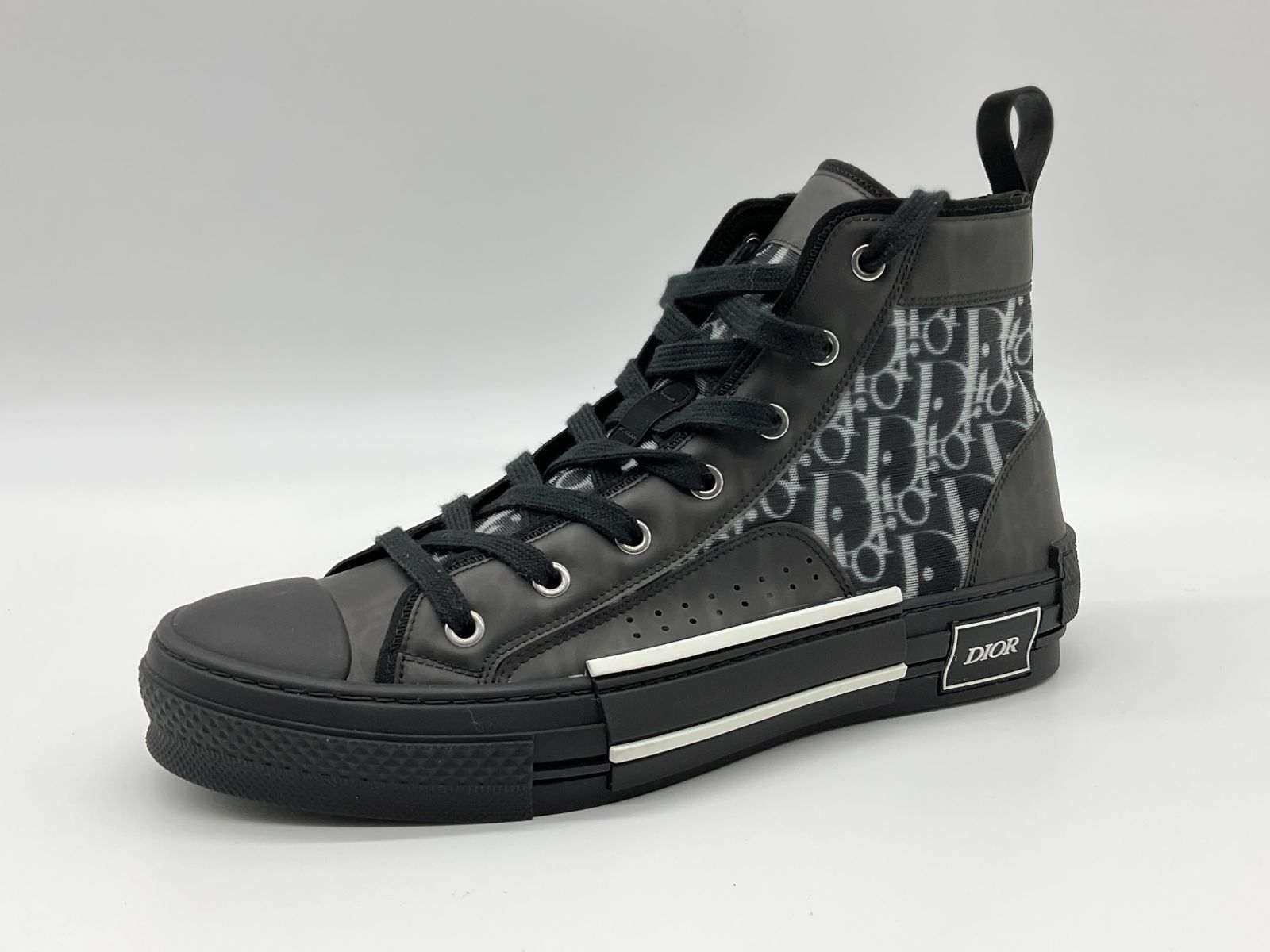 美品 DIOR ディオール 41 ブラック B27 エンボスロゴ ロートップ