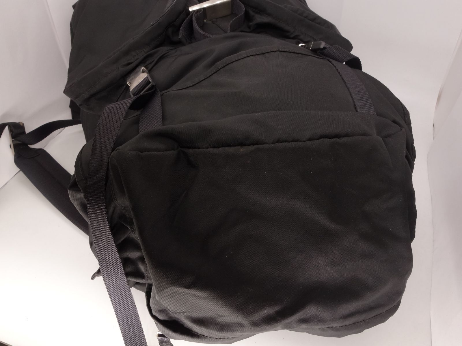メルカリShops - PRADA プラダ V136 リュック バックパック ナイロン