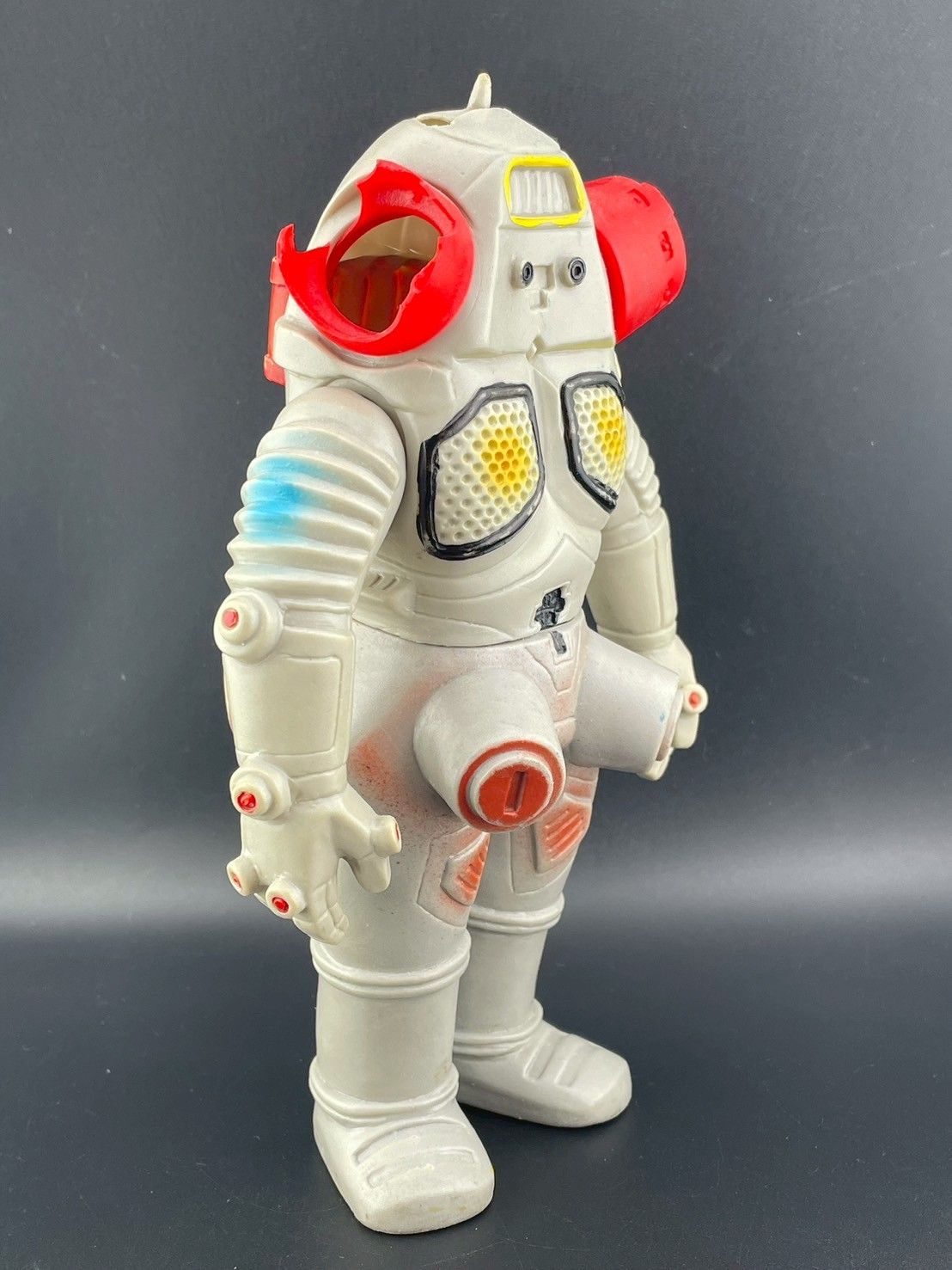 中古品】キングジョー 当時物 ウルトラマン怪獣 マルサン 中古品】キングジョー 当時物 ウルトラマン怪獣 マルサン