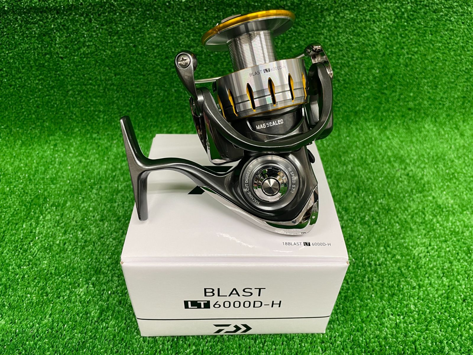 送料無料 DAIWA ダイワ ブラストLT 6000D-H ゴメクサスノブ 美品 - リール