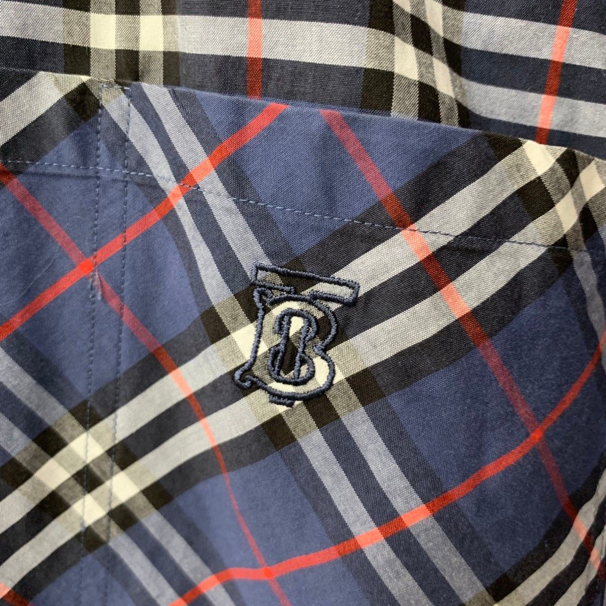 【中古】Burberry （バーバリー） シャツ 長そで トップス チェック柄 Mサイズ BURBERRY 長袖シャツ BURBERRY (バーバリー) 綿100％ チェック柄 長袖