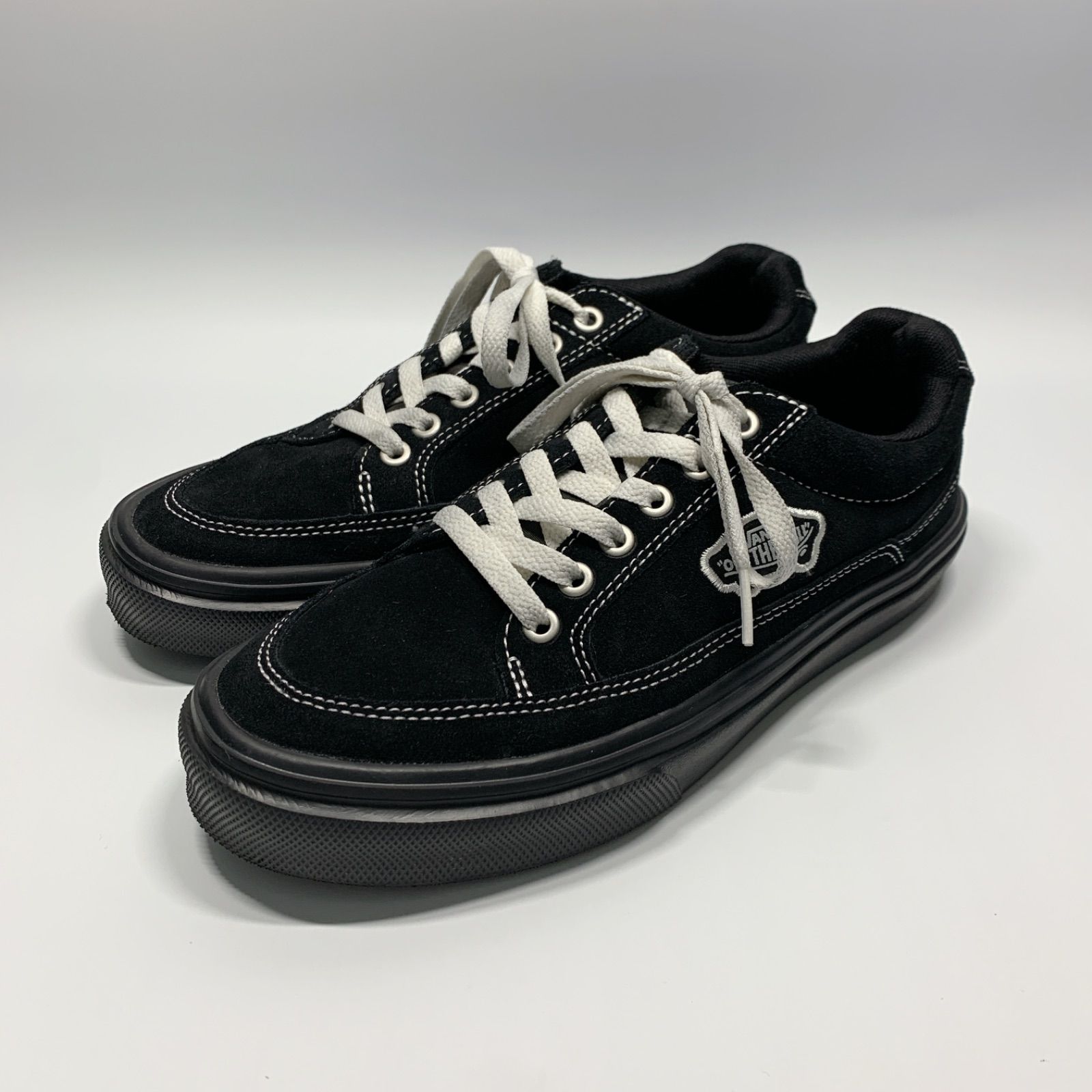 美品〇 VANS バンズ FINN フィン ブラック スニーカー スエード 25 黒 