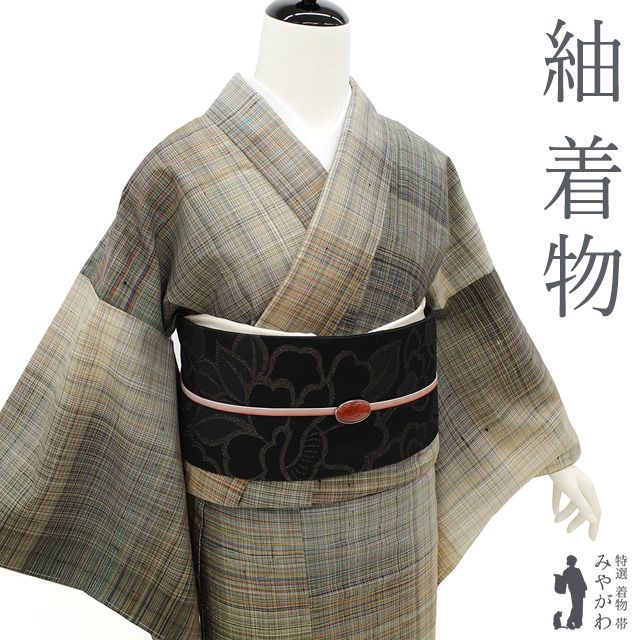 【褒められつむぎ＊】椿の紬　グレー　正絹 褒められつむぎ＊】椿の紬 グレー 正絹