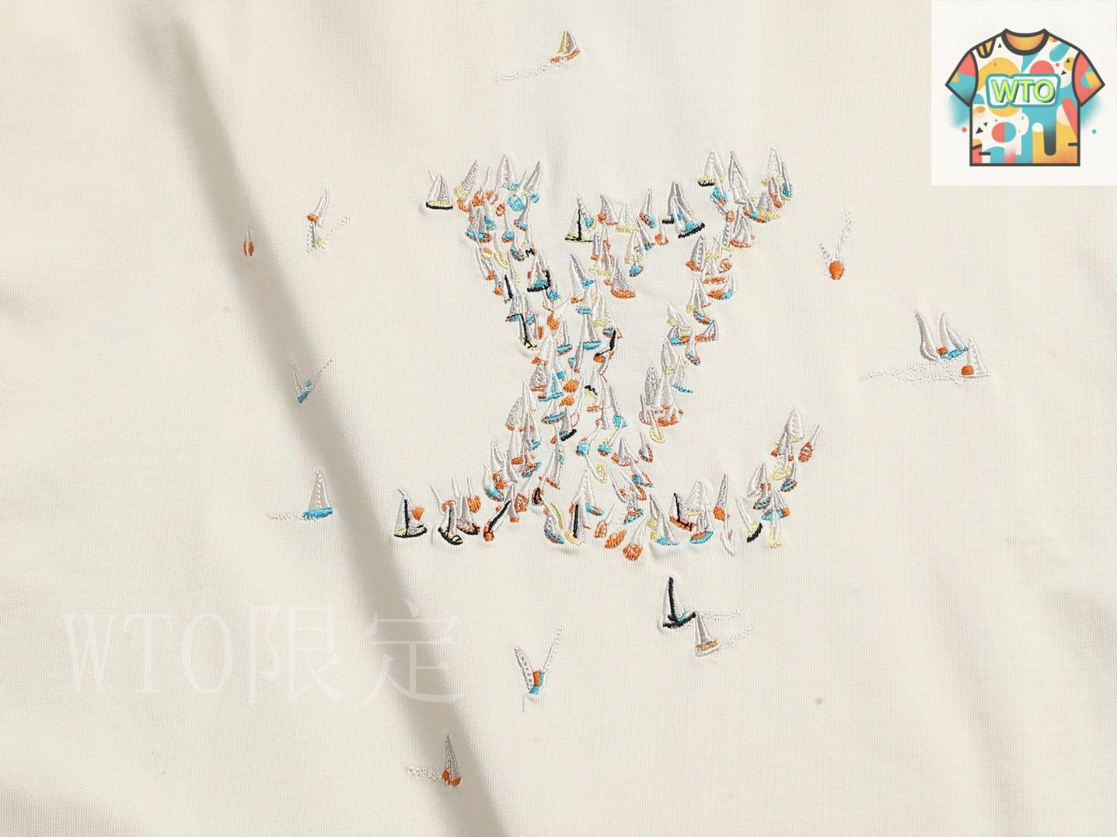 【繊細なヨットの刺繍がアクセントに◎】ルイヴィトン★フーディ 今日特価】Louis Vuitton ルイヴィトン 1V ヨットロゴ刺繍