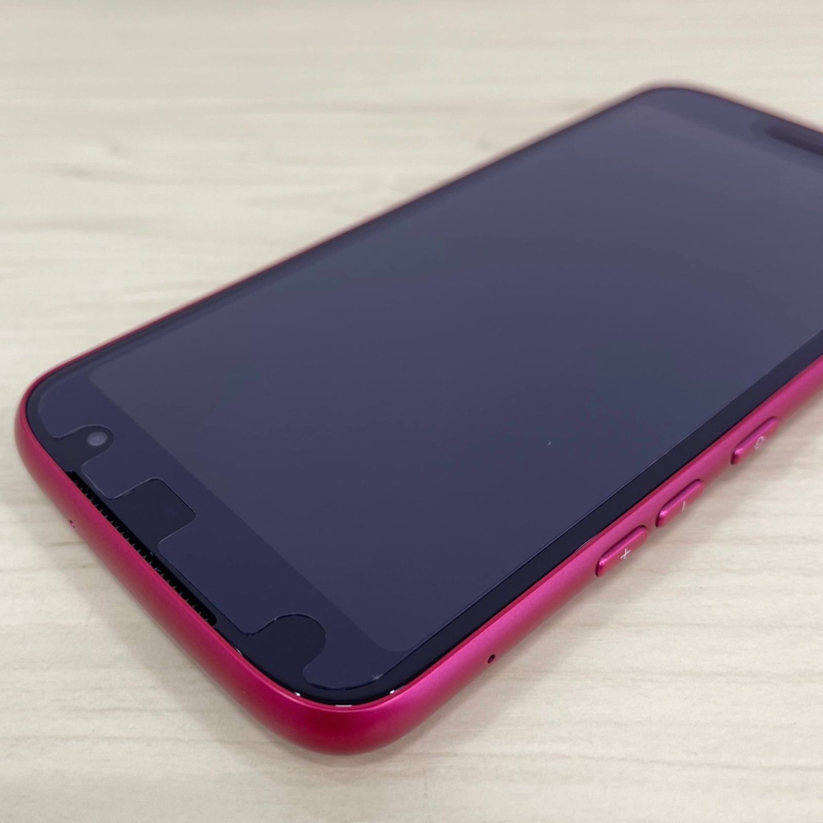 新品に近い】らくらくスマートフォン F-53E ピンク SIMフリー 21522