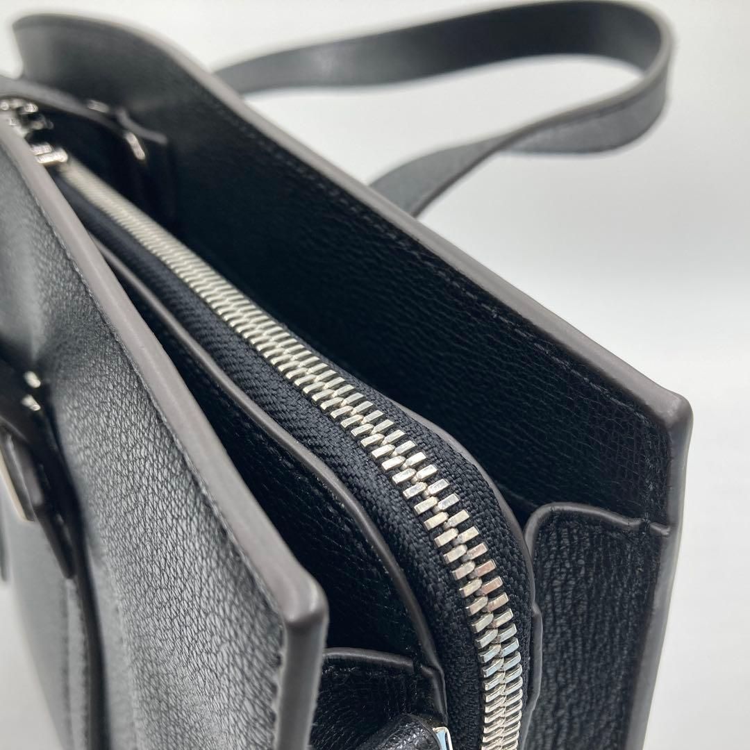 ビジネスバッグ