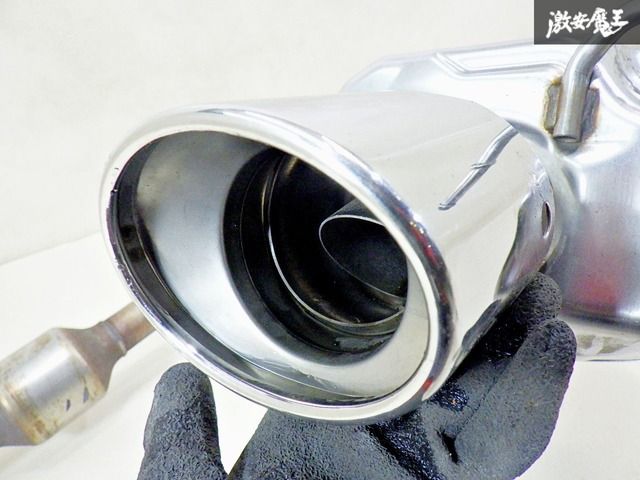 トヨタ純正 中間マフラー 触媒付き SANGO製 トヨタ純正 中間マフラー 触媒付き SANGO製 パーツ