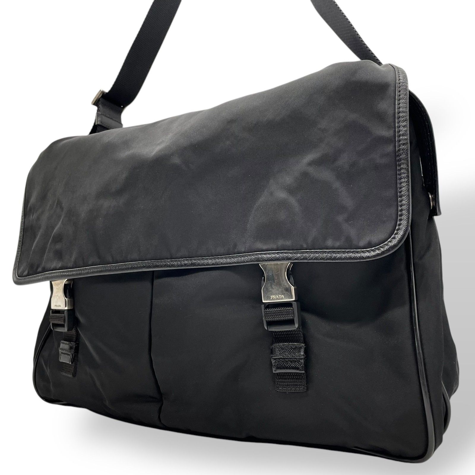美品 プラダ PRADA ショルダーバッグ メッセンジャーバッグ ナイロン