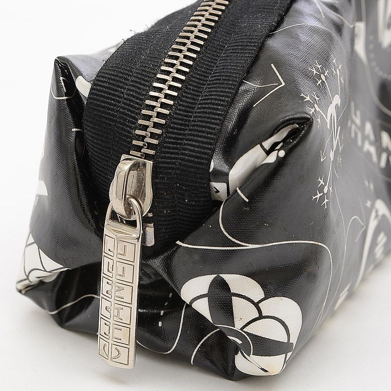 シャネル エアライン ポーチ スモール ナイロン ブラック/ホワイト