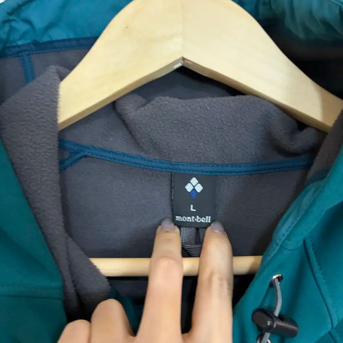 ウィンドブレーカー